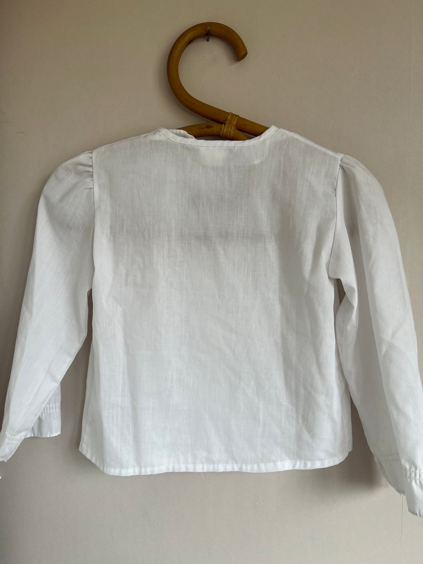 Chemisier blanc à broderies
